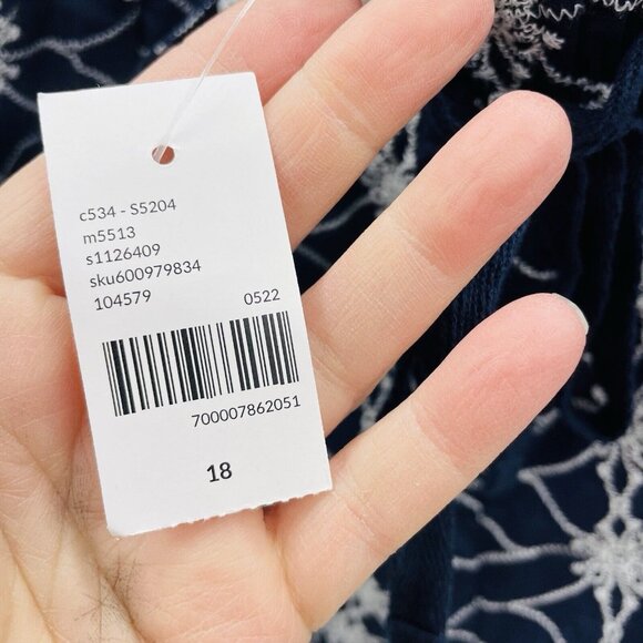 Lane Bryant Womens Plus Size 18 The Softest Collection Eyelet Shorts in Blue $59 - Picture 8 of 9